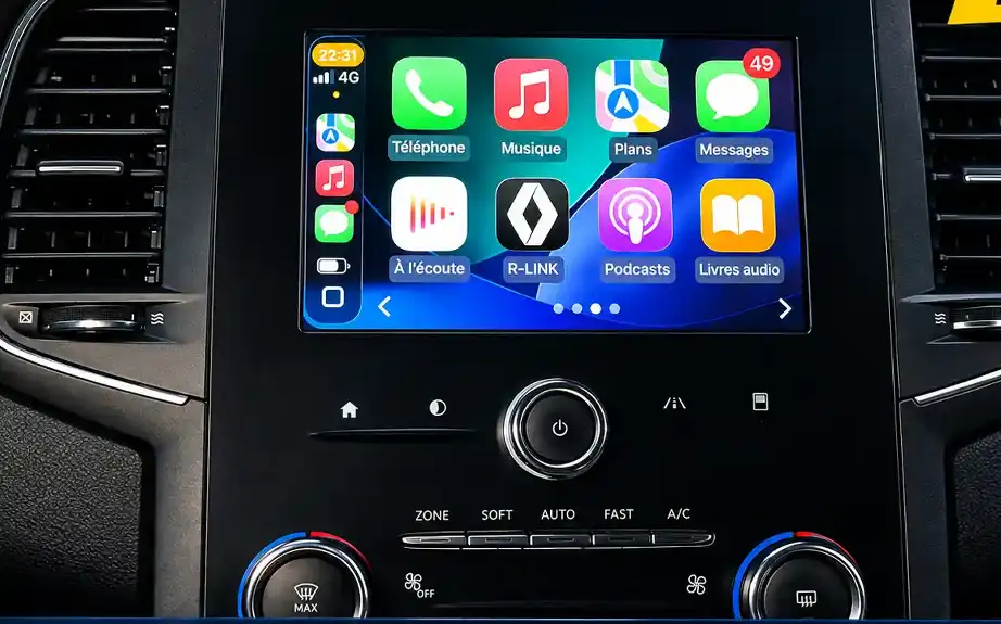 Apple CarPlay affiché sur l'écran R-Link 2 de la Mégane 4